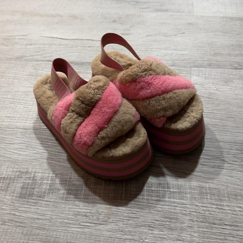 UGG Platform Slippers Slip Cozy Pink and Tan Kids Fuzzy Sandals Disco funkette